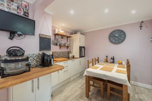 Photo 11- click for photo gallery